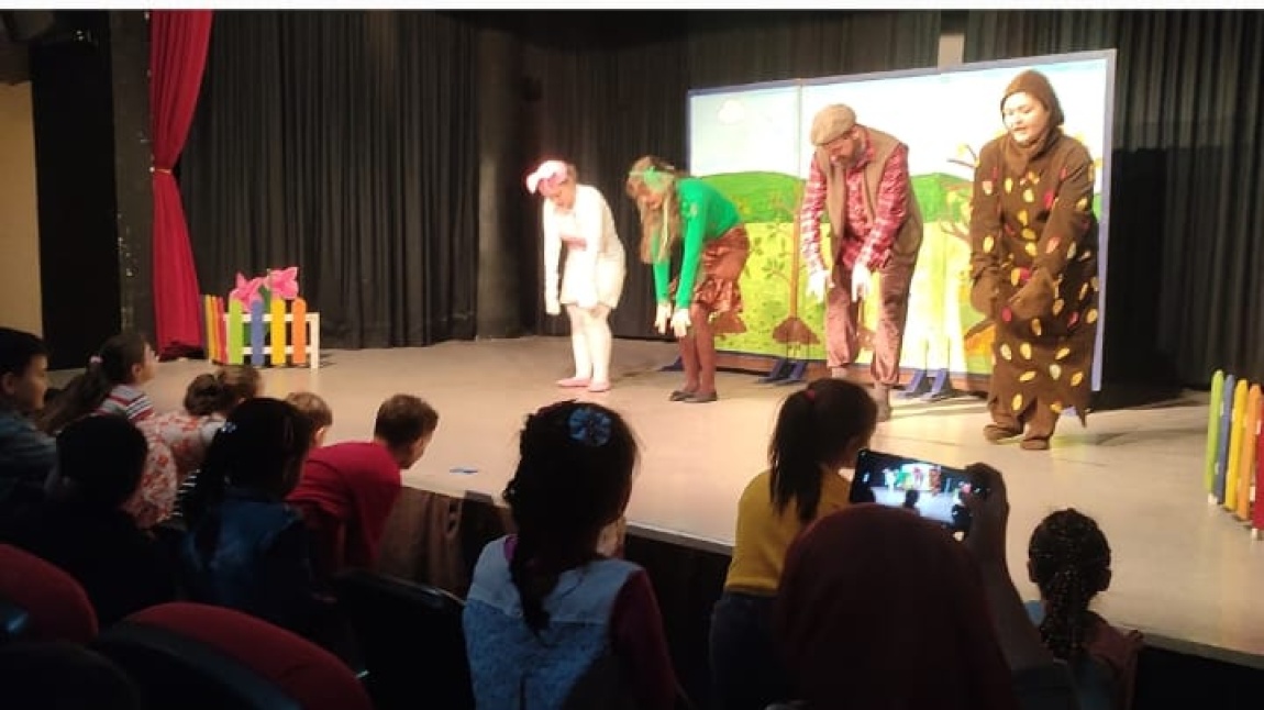 Okulumuz Anasınıfı C/D Şubeleri Gazi Sahnesi/Küçük Fidan/ Çocuk Tiyatrosu Gezisi